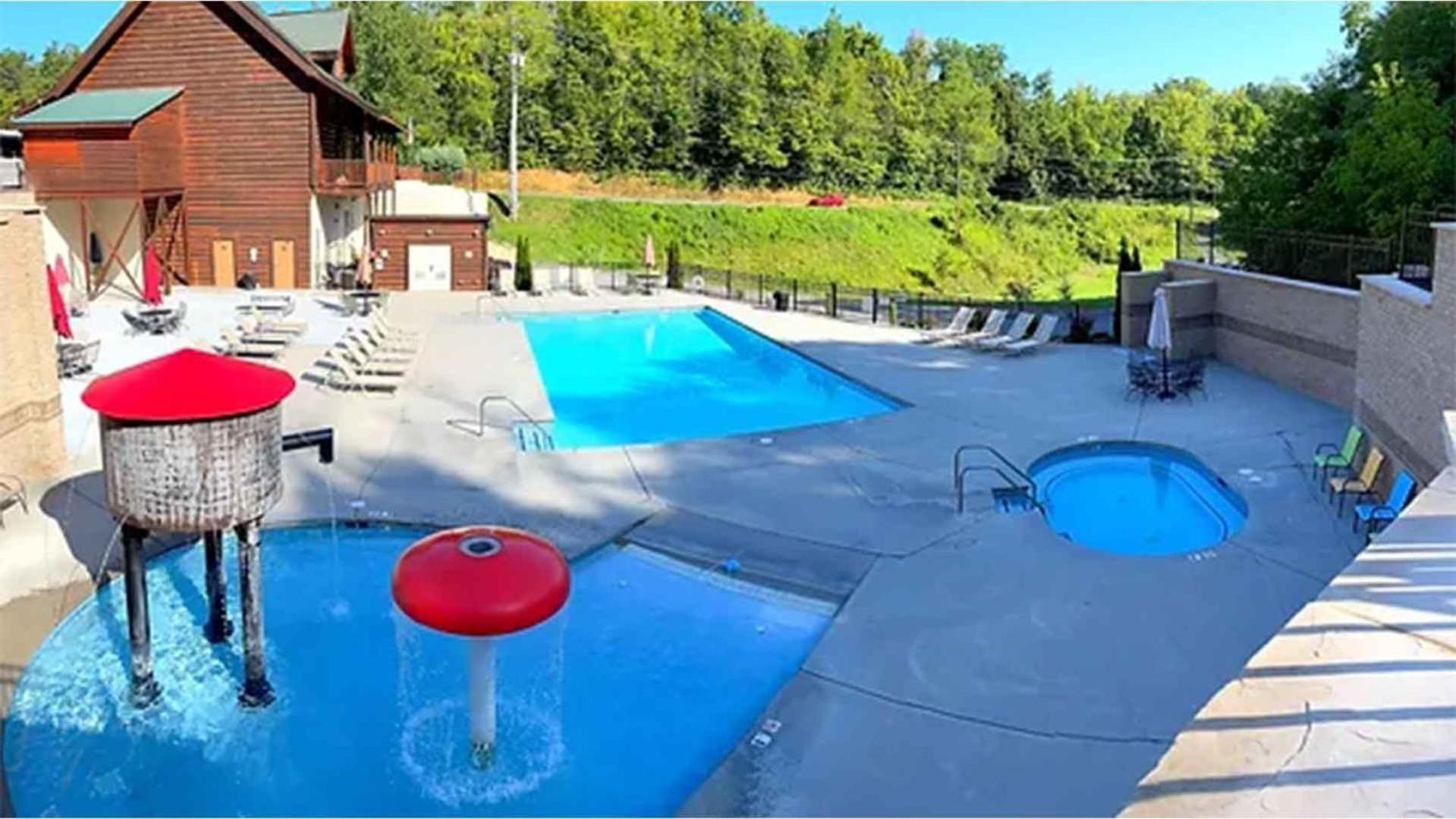 הוילה פיג'ן פורג' New Majestic 5 Star Amazing View, Pool, Hot Tub! מראה חיצוני תמונה
